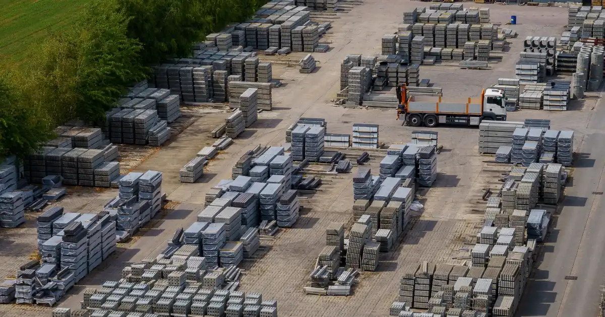 | Building Material Stores | محلات مواد البناء